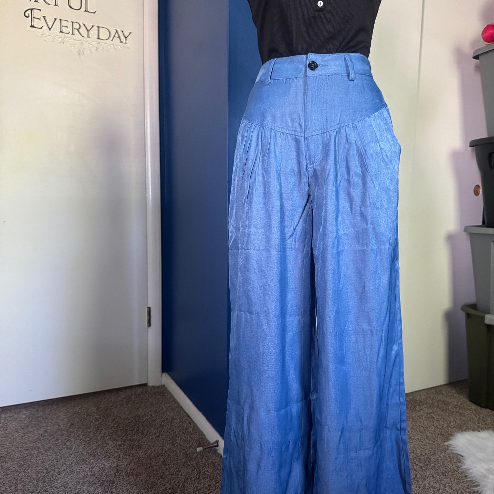 Small blue jean pants for women